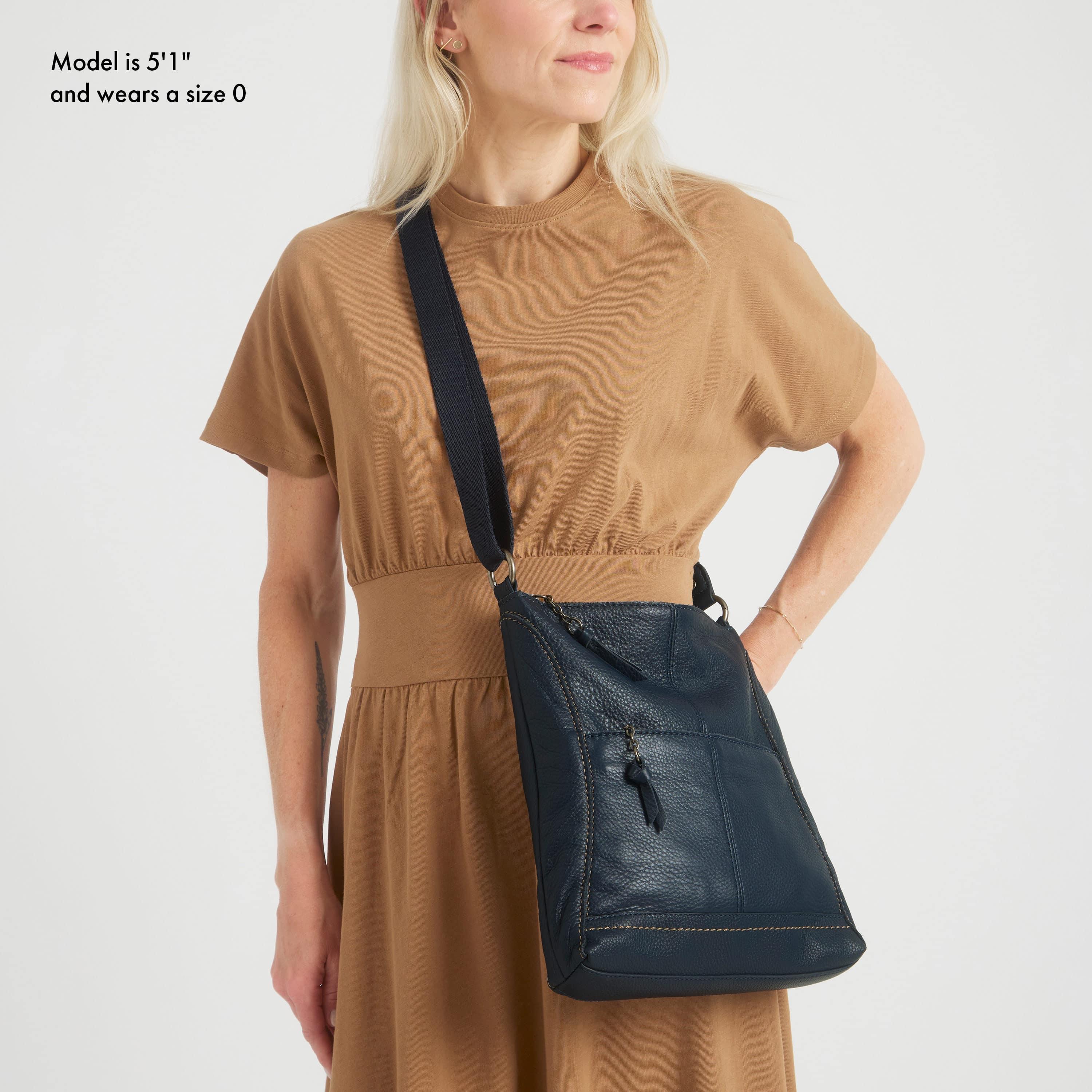 The Sak Lucia Crossbody - Leather - Indigo