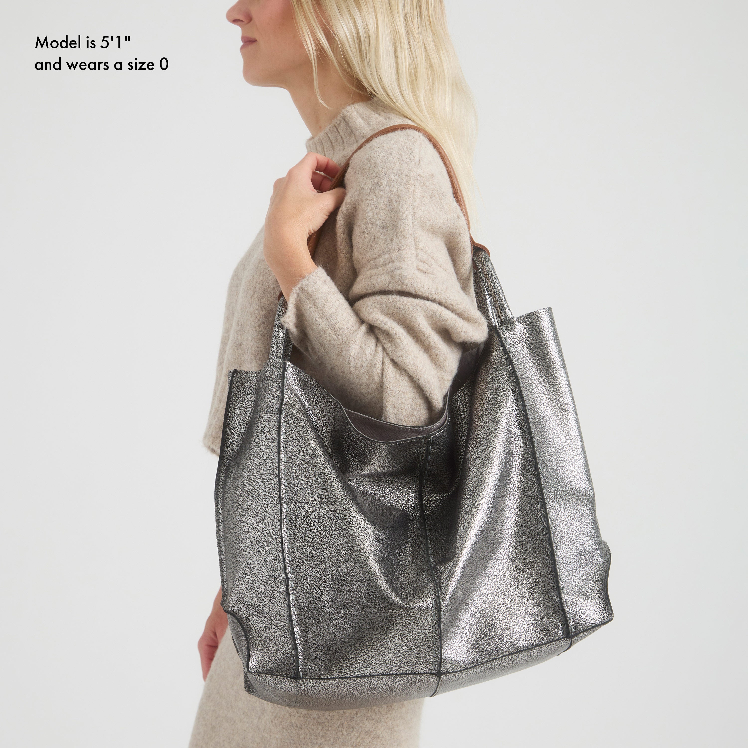 The Sak Los Feliz Large Tote - Leather - Dark Silver