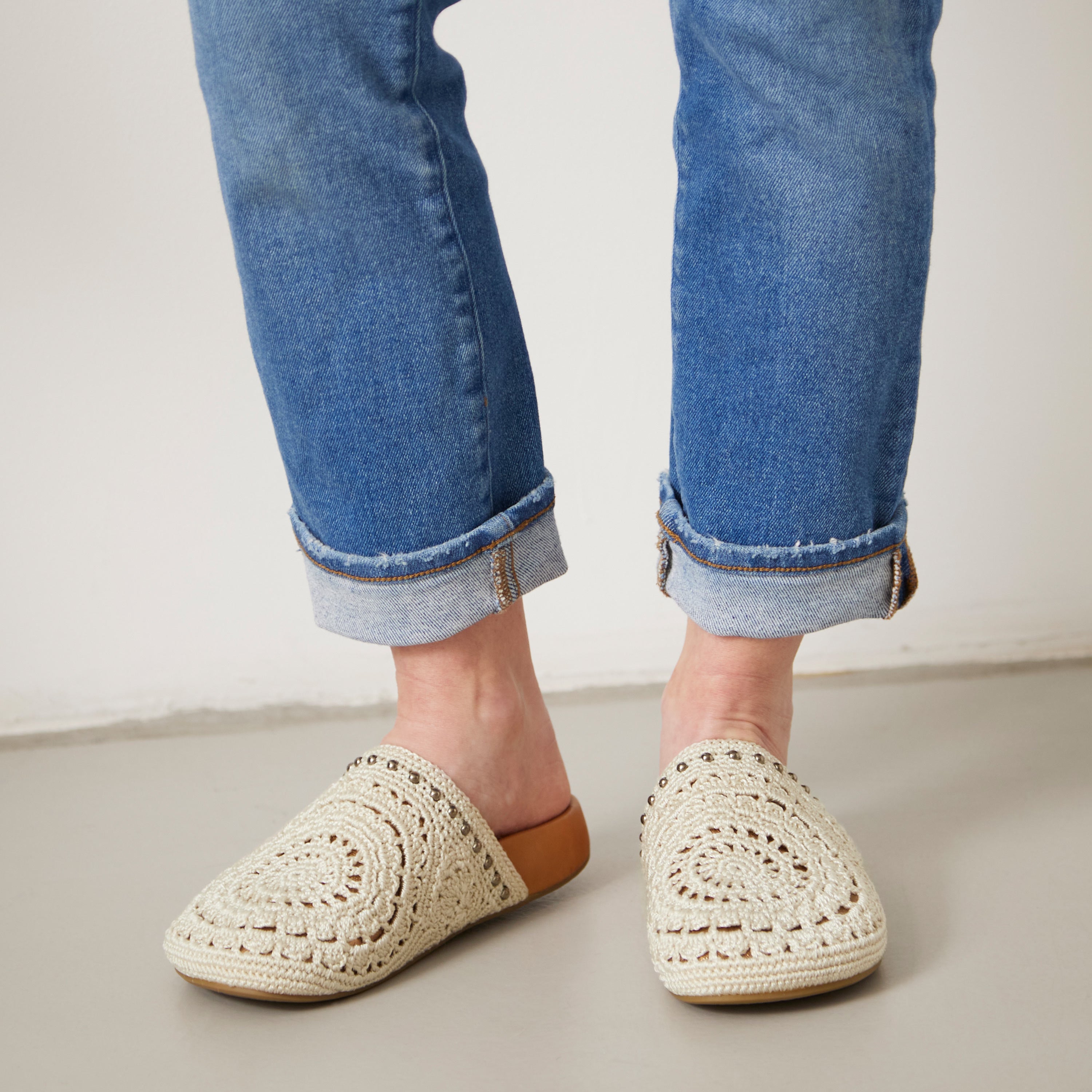 The Sak Bolinas Clog - Hand Crochet - Natural Medallion